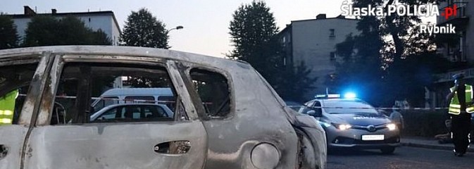 Trzylatek w płonącym samochodzie. Dramat w Rybniku  - Serwis informacyjny z Wodzisławia Śląskiego - naszwodzislaw.com