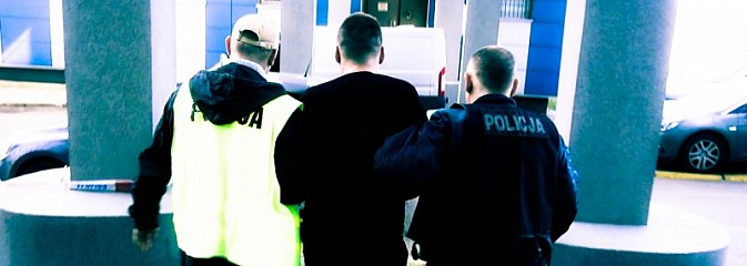 Śląska policja uderzyła w gangi pseudokibiców. W tle narkotyki [FOTO i WIDEO] - Serwis informacyjny z Wodzisławia Śląskiego - naszwodzislaw.com