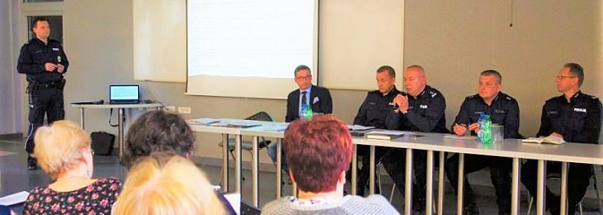 Policjanci rozmawiali o bezpieczeństwie mieszkańców Rybnika - Serwis informacyjny z Wodzisławia Śląskiego - naszwodzislaw.com