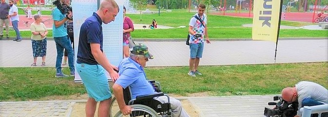 W Rybniku powstał tor przeszkód dla niepełnosprawnych [FOTO] - Serwis informacyjny z Wodzisławia Śląskiego - naszwodzislaw.com